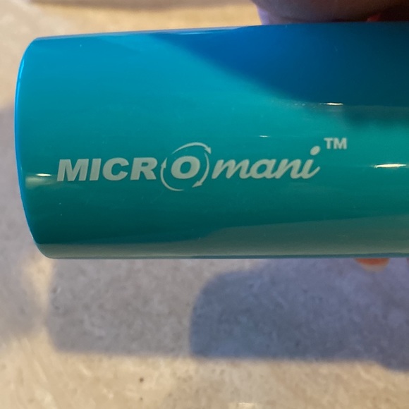 NEW LISTING Emjoi Micro Mani Device for Nails - Picture 8 of 10